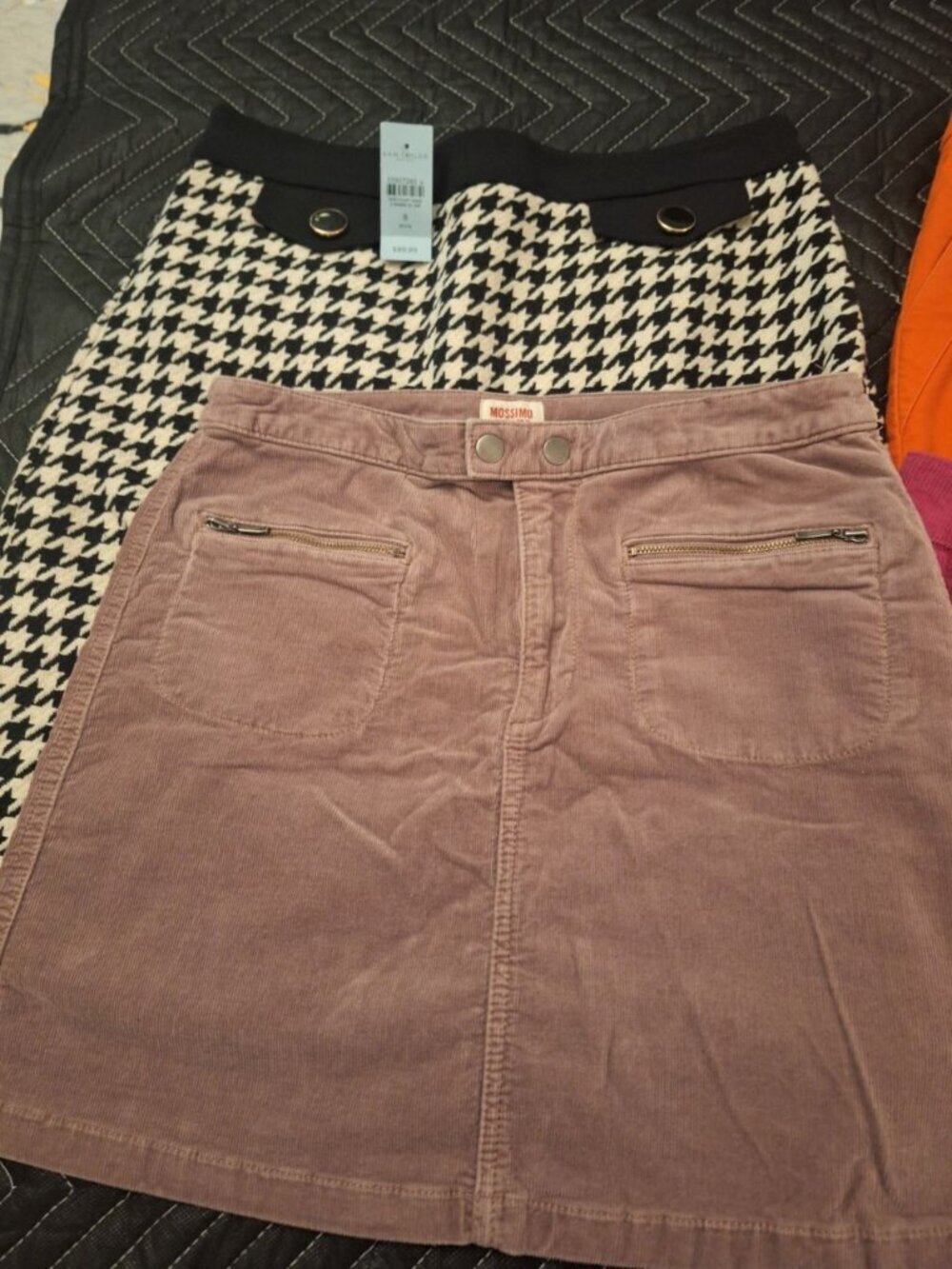 Women’s Short Skirts Lot of 5 Assorted Brands Colors Sizes Casual Mini Skirts - Picture 2 of 8